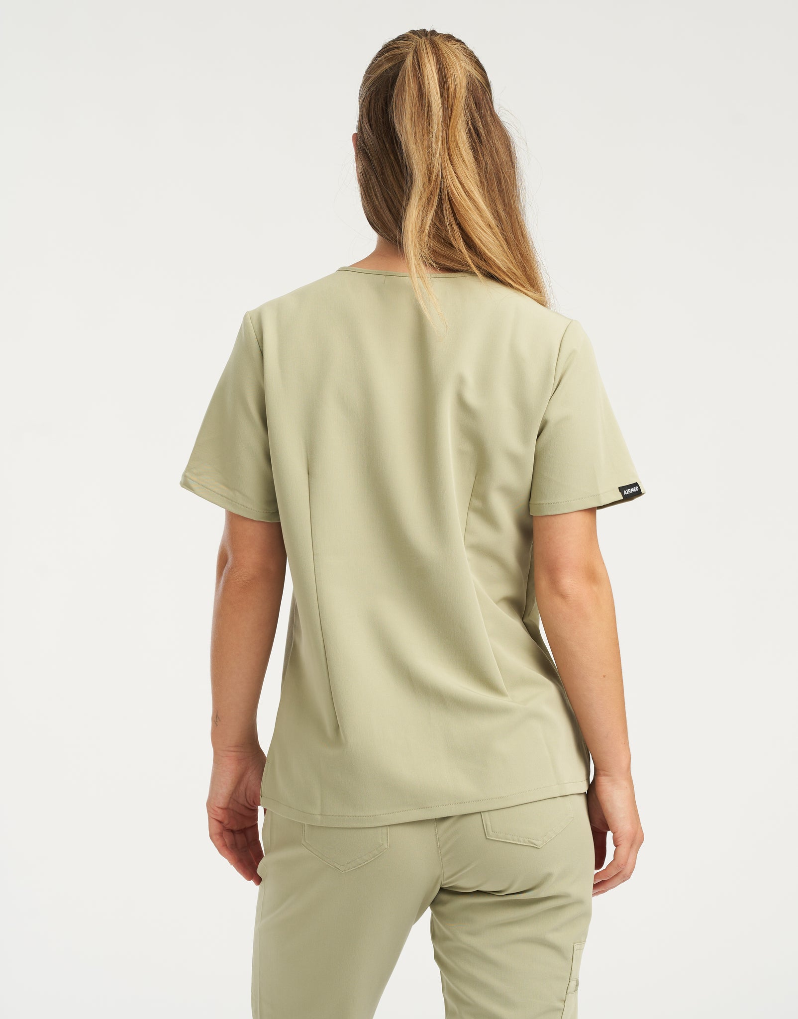 Essential One Pocket V Neck Scrub Top - Matcha