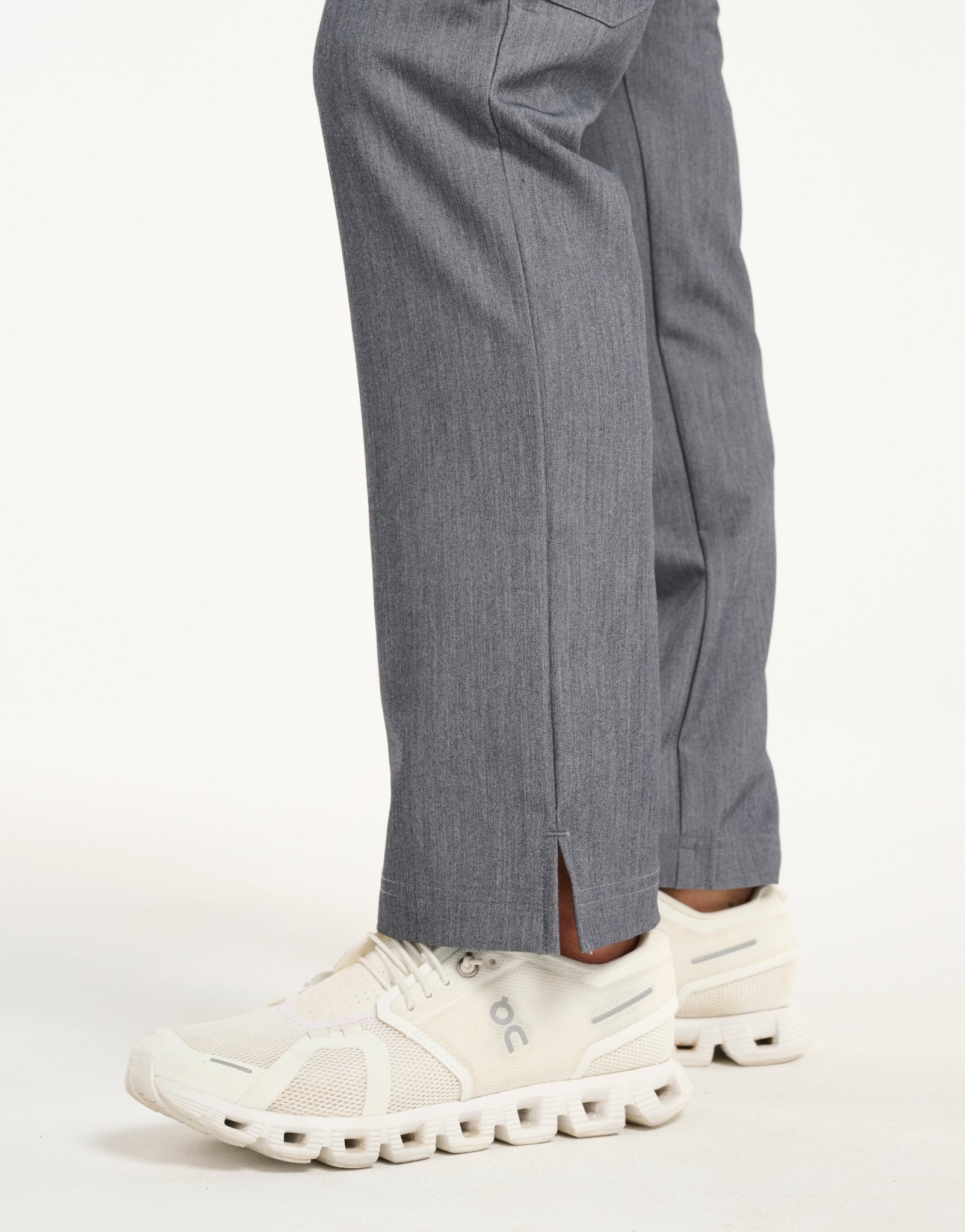 Essential Multi-Pocket Scrub Pants - Heather Grey